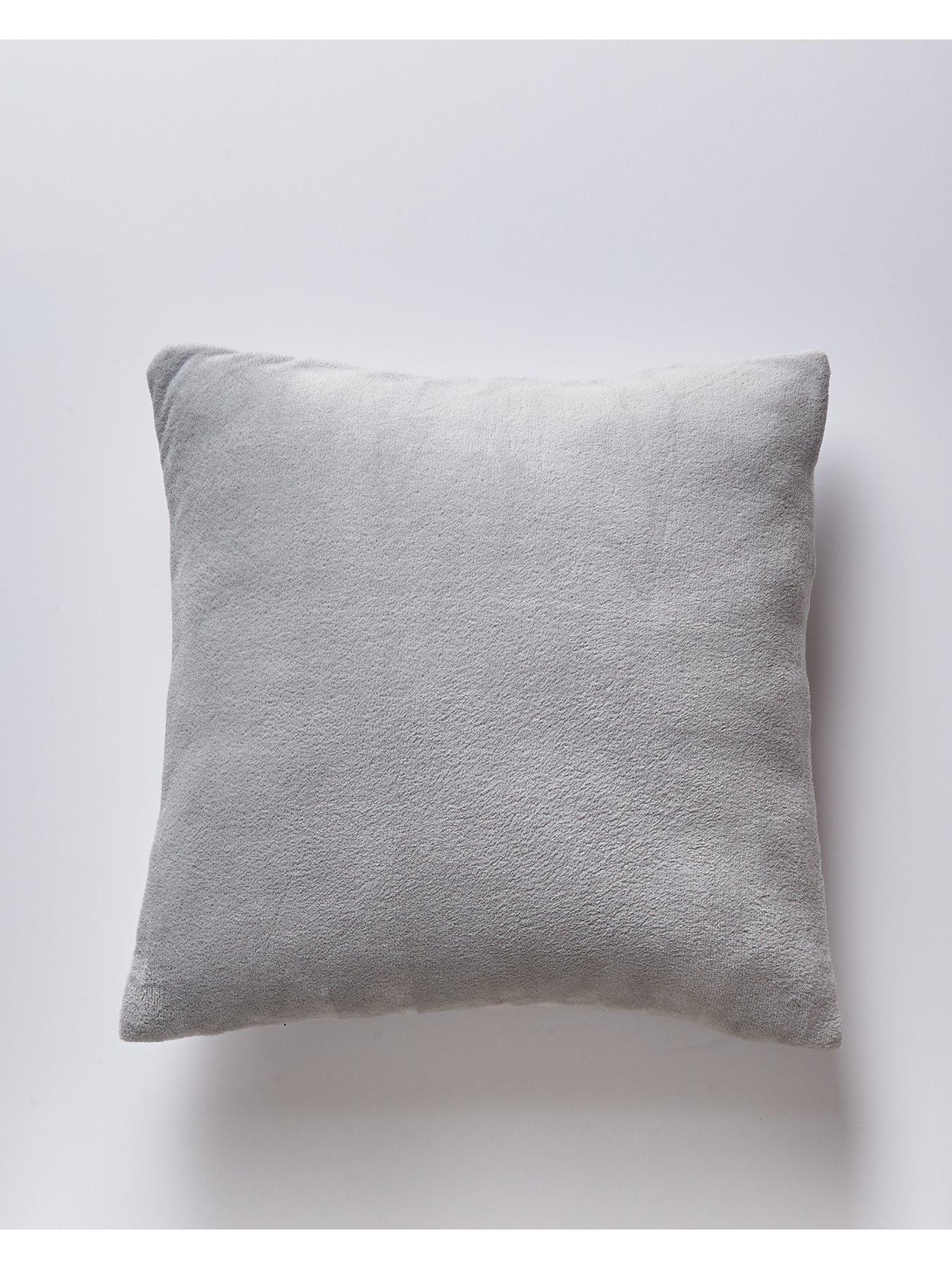 The Very Collection Microfleece Cushion