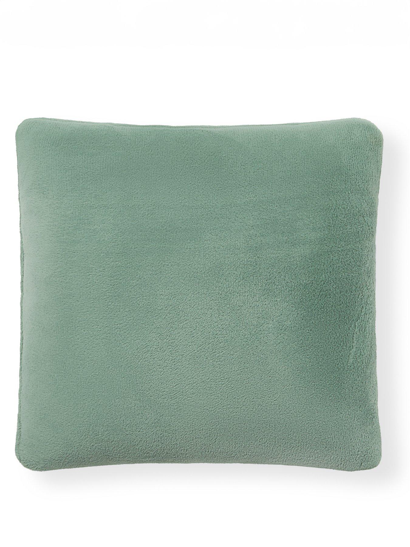 The Very Collection Microfleece Cushion