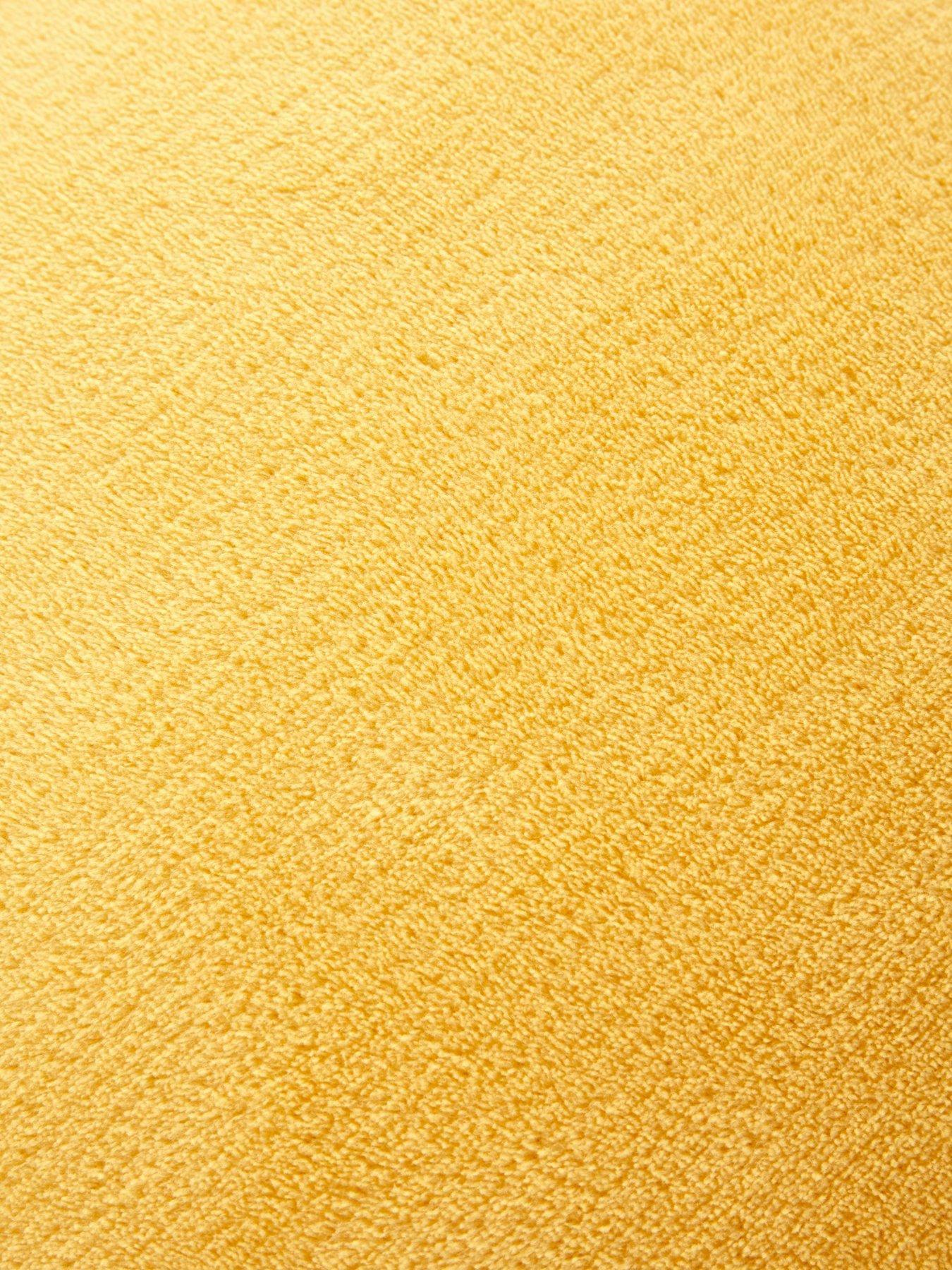 Image 5 of 5 of The Very Collection Microfleece Cushion