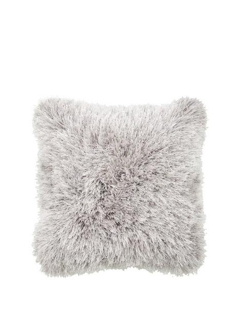 luxe-collection-extravagance-supreme-supersoft-cushion