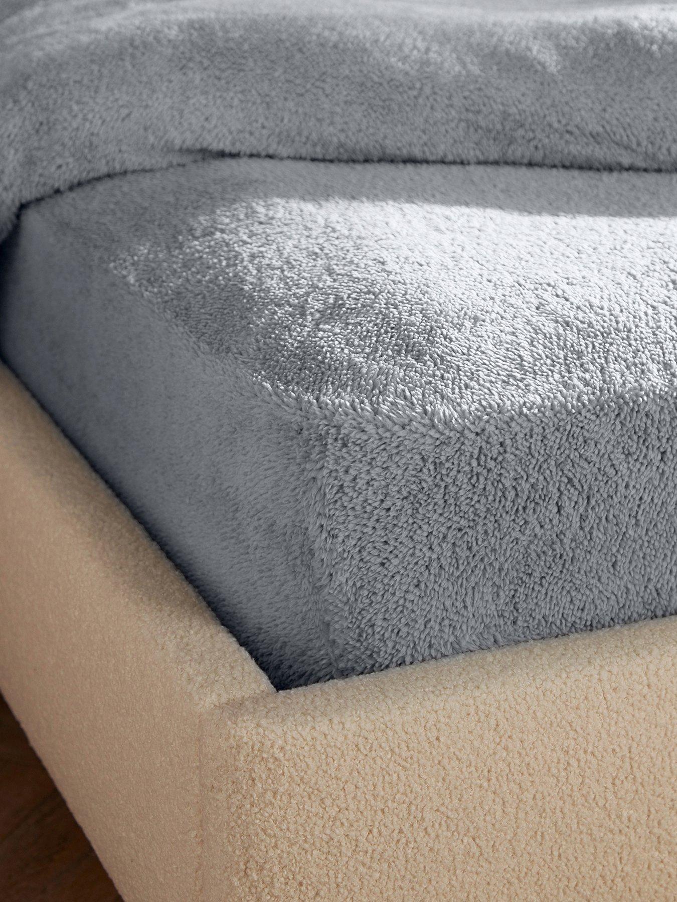 Image 1 of 7 of Silentnight Teddy Bear Fleece Fitted Sheet