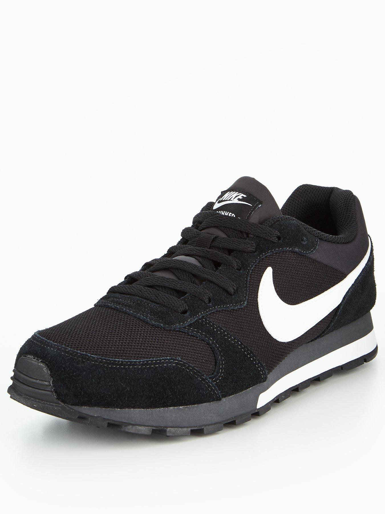 nike md runner mens trainers