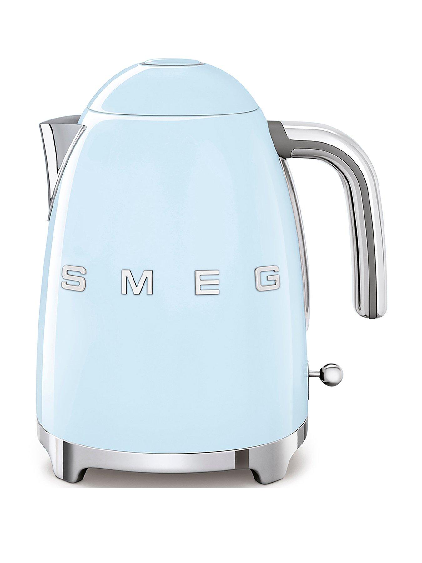 smeg-klf03-retro-style-jug-kettle-300w-17l-pastel-blue