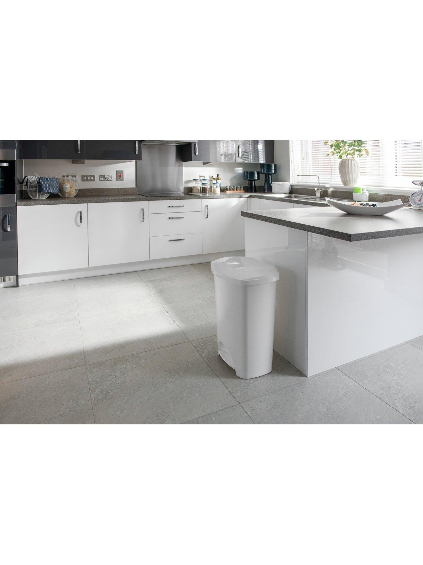 Image 3 of 6 of Addis 50-litre Pedal Bin in White