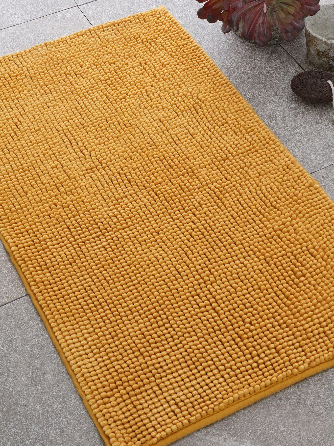 catherine-lansfield-zero-twist-bobble-bath-mat