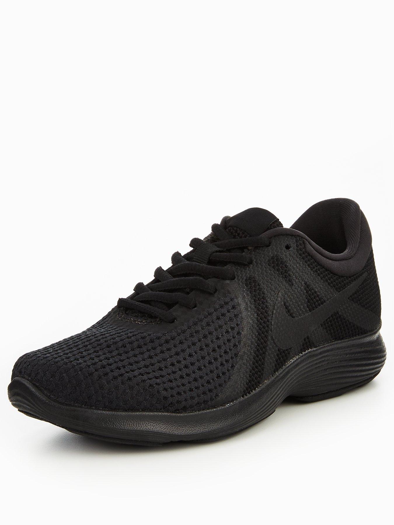 nike black revolution 4