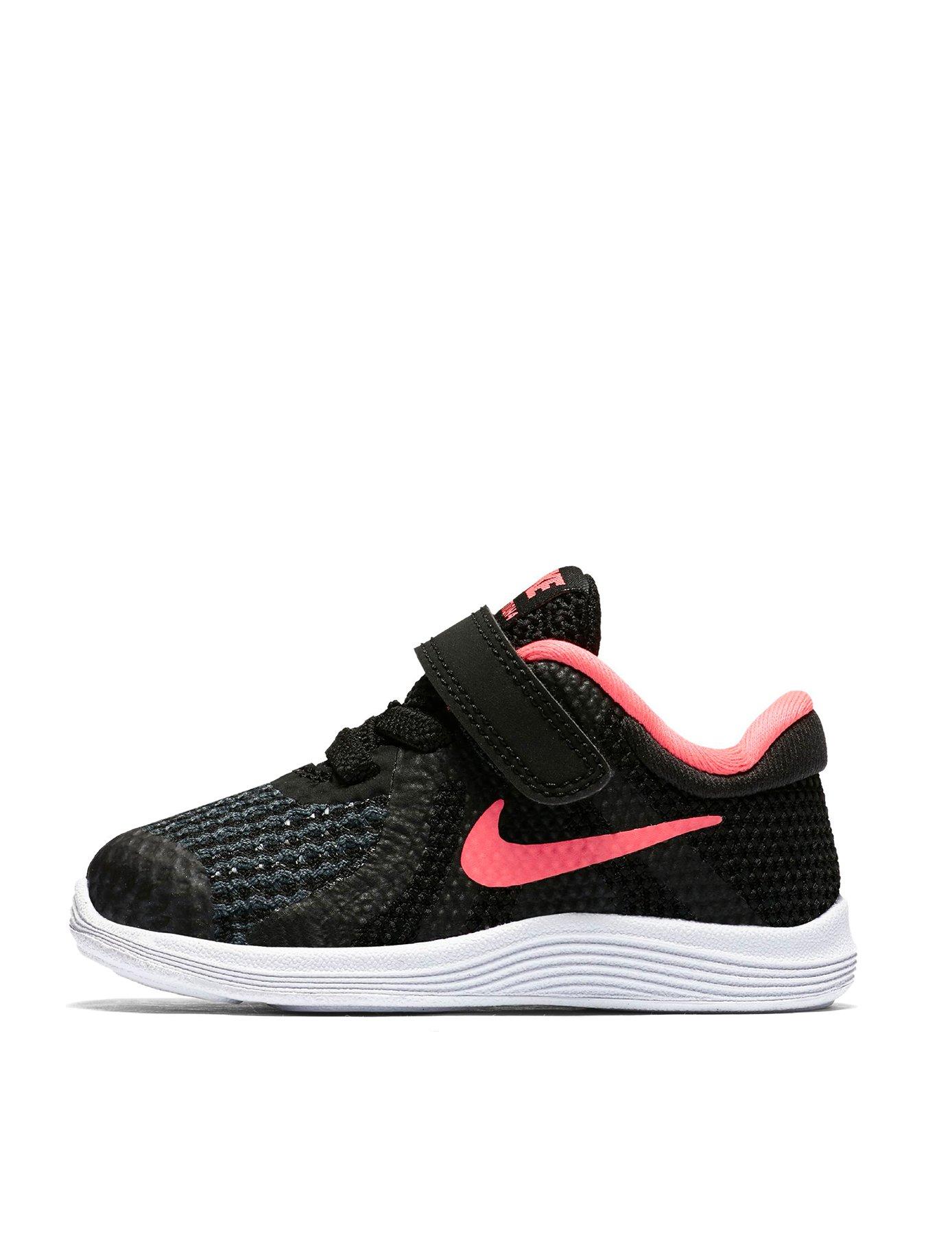 black nike trainers infant