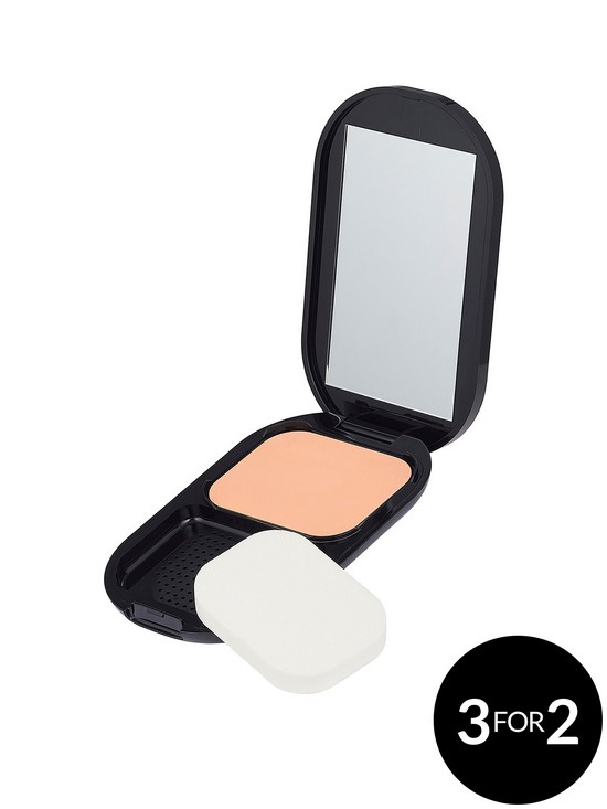 front image of max-factor-facefinity-compact-powder-foundation-10g