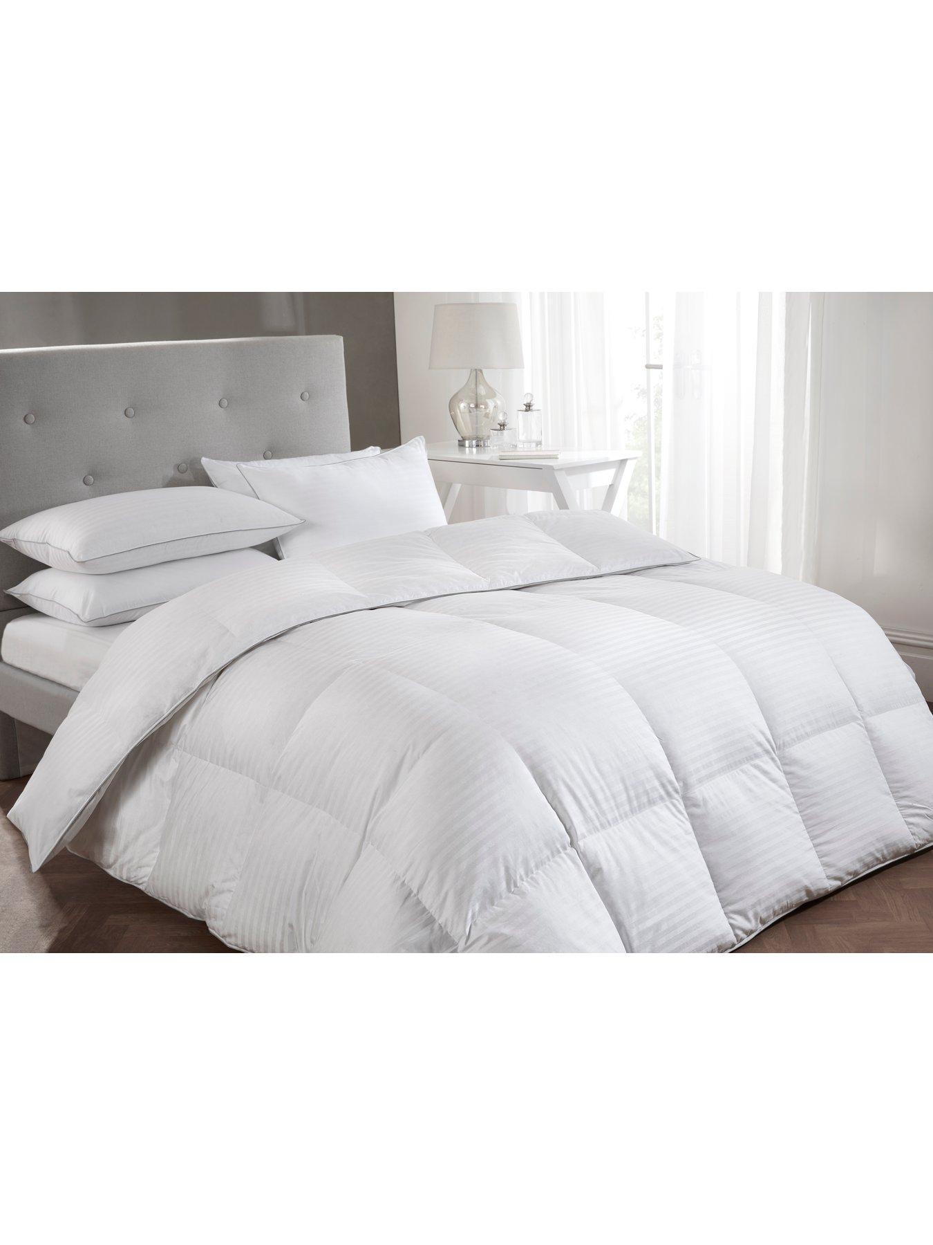 Image 4 of 4 of Very Home Ultimate Luxury White Goose Down 13.5 Tog Duvet