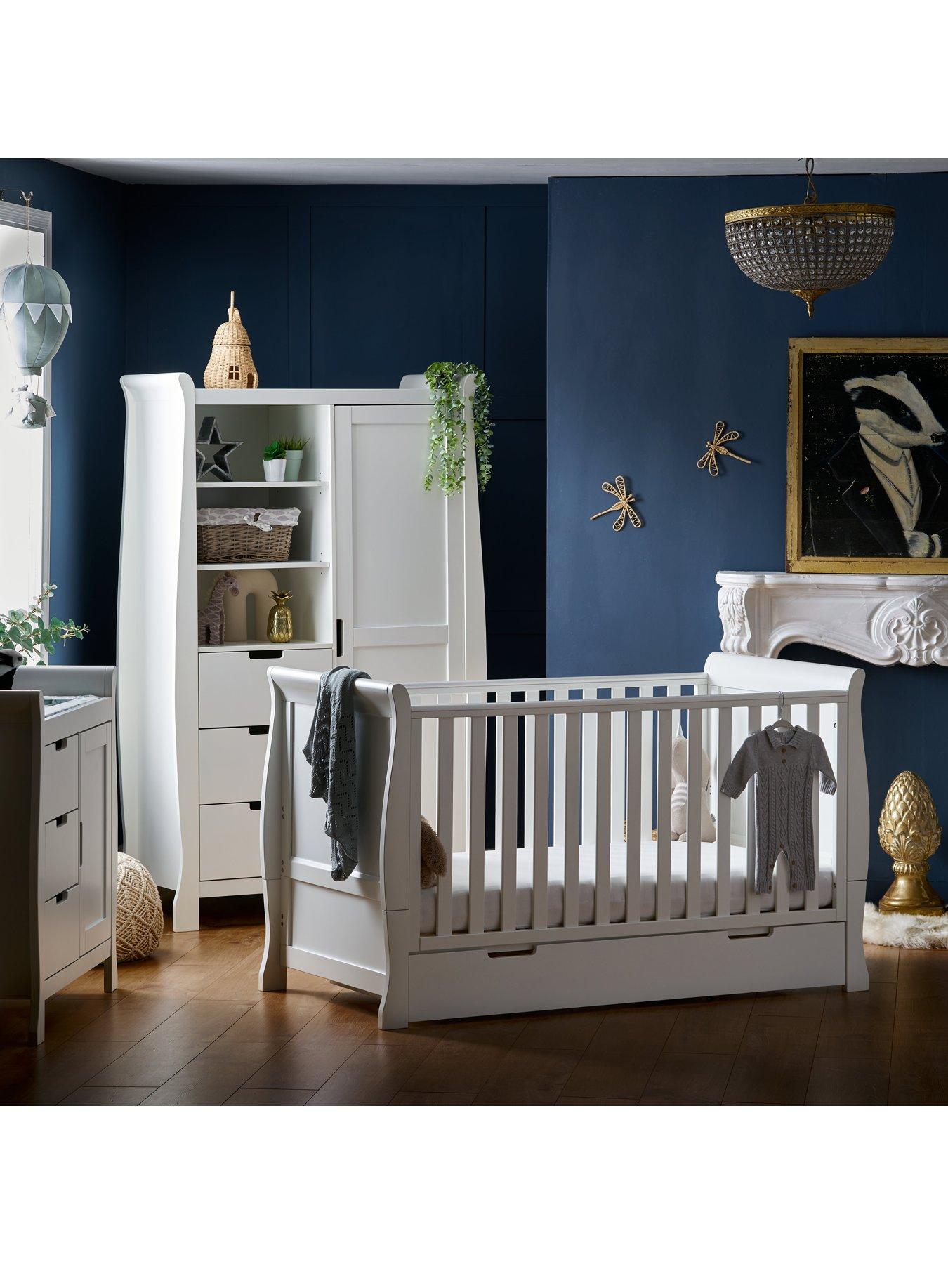 stillFront image of obaby-stamford-classic-sleigh-3-piece-nursery-furniture-set