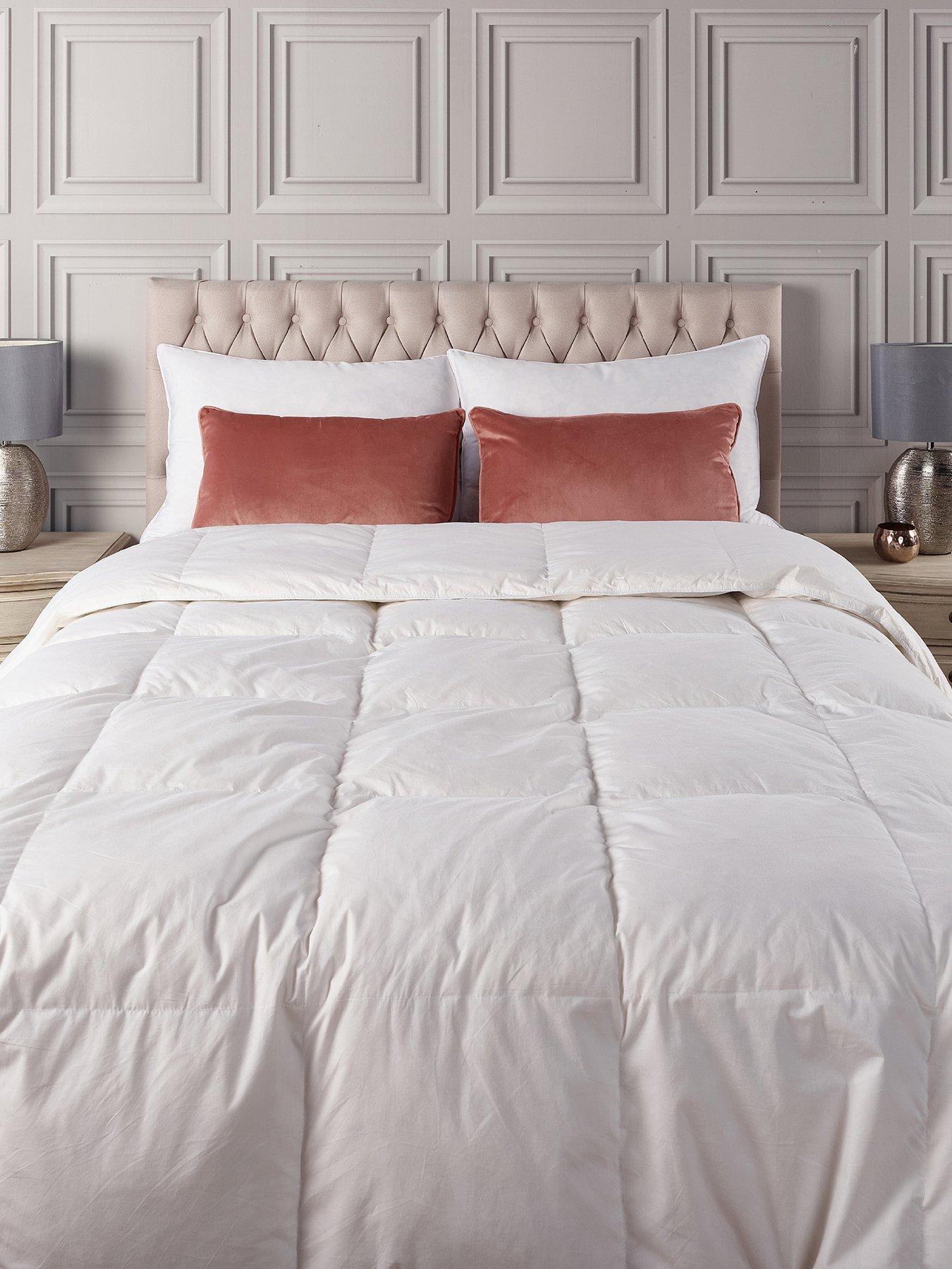 Image 4 of 5 of The Very Collection Anti-Allergy Duck Feather and Down 10.5 Tog Duvet