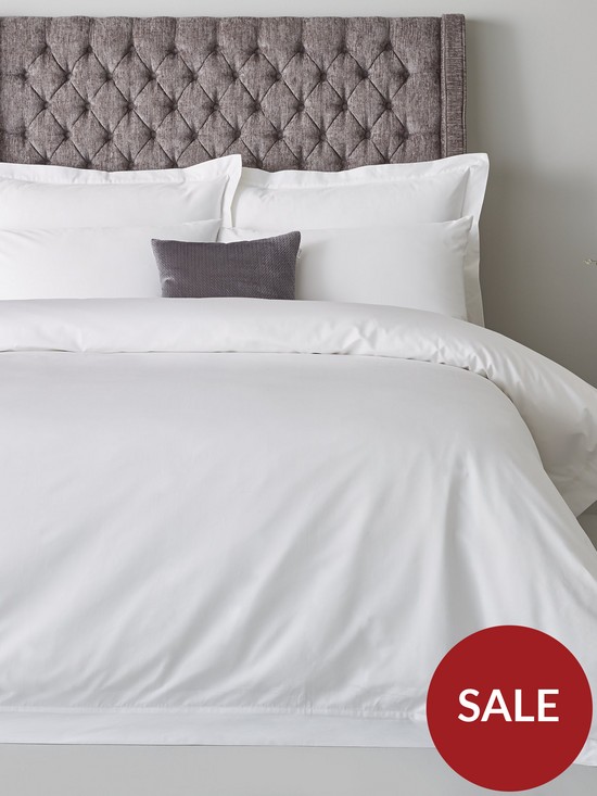 front image of very-home-luxury-soft-touch-600-thread-count-cotton-sateen-oxford-edge-duvet-cover