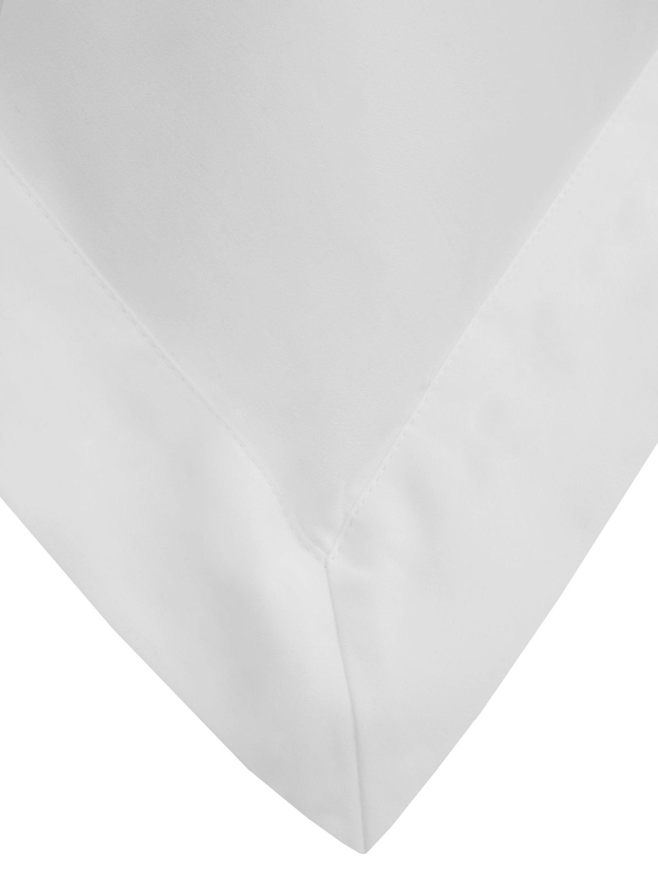 Image 3 of 3 of The Very Collection Luxury 600TC Soft Touch Sateen Oxford Edge Duvet Set