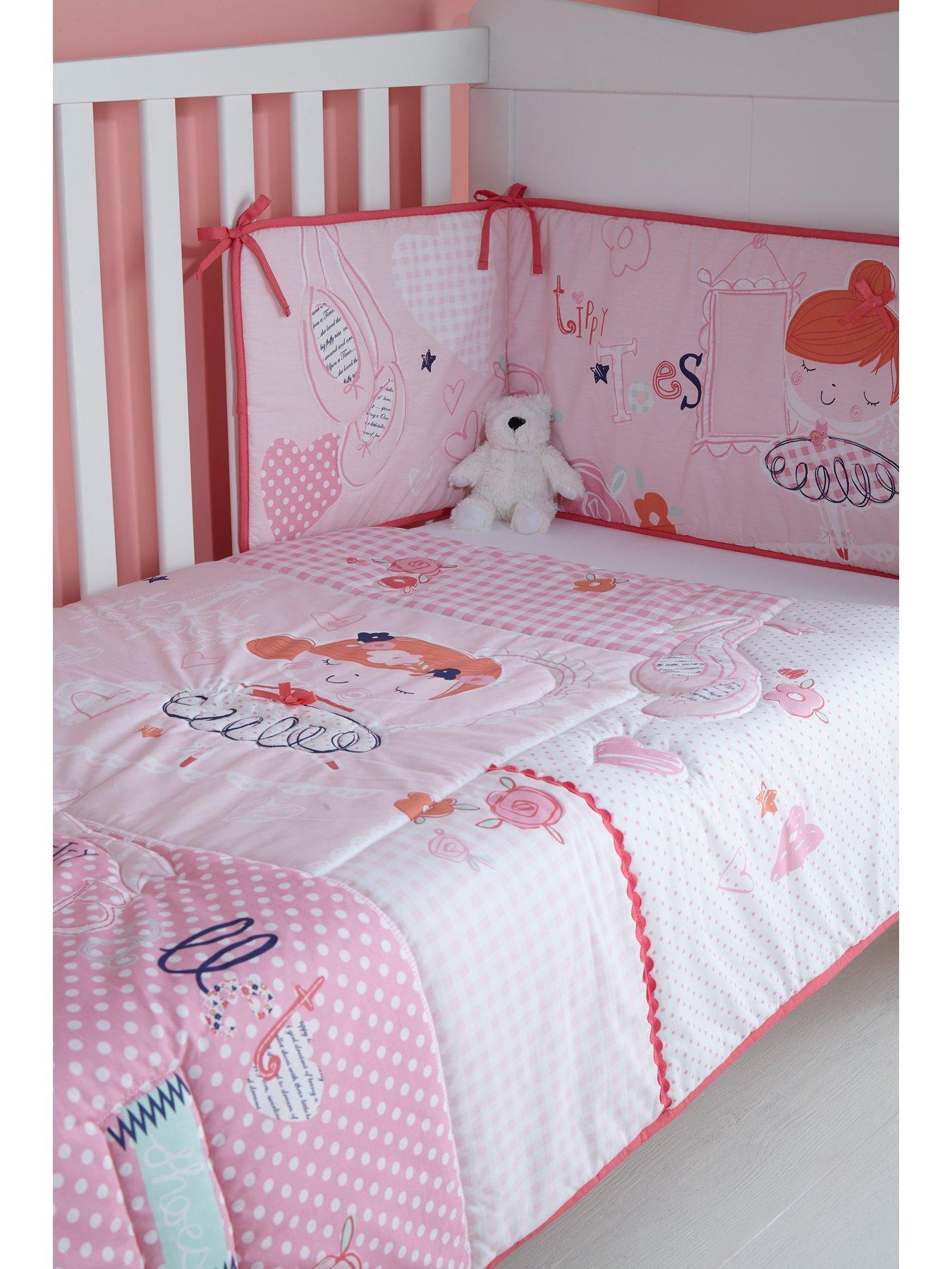 Clair De Lune Tippy Toes Cot Bed Quilt And Bumper Set