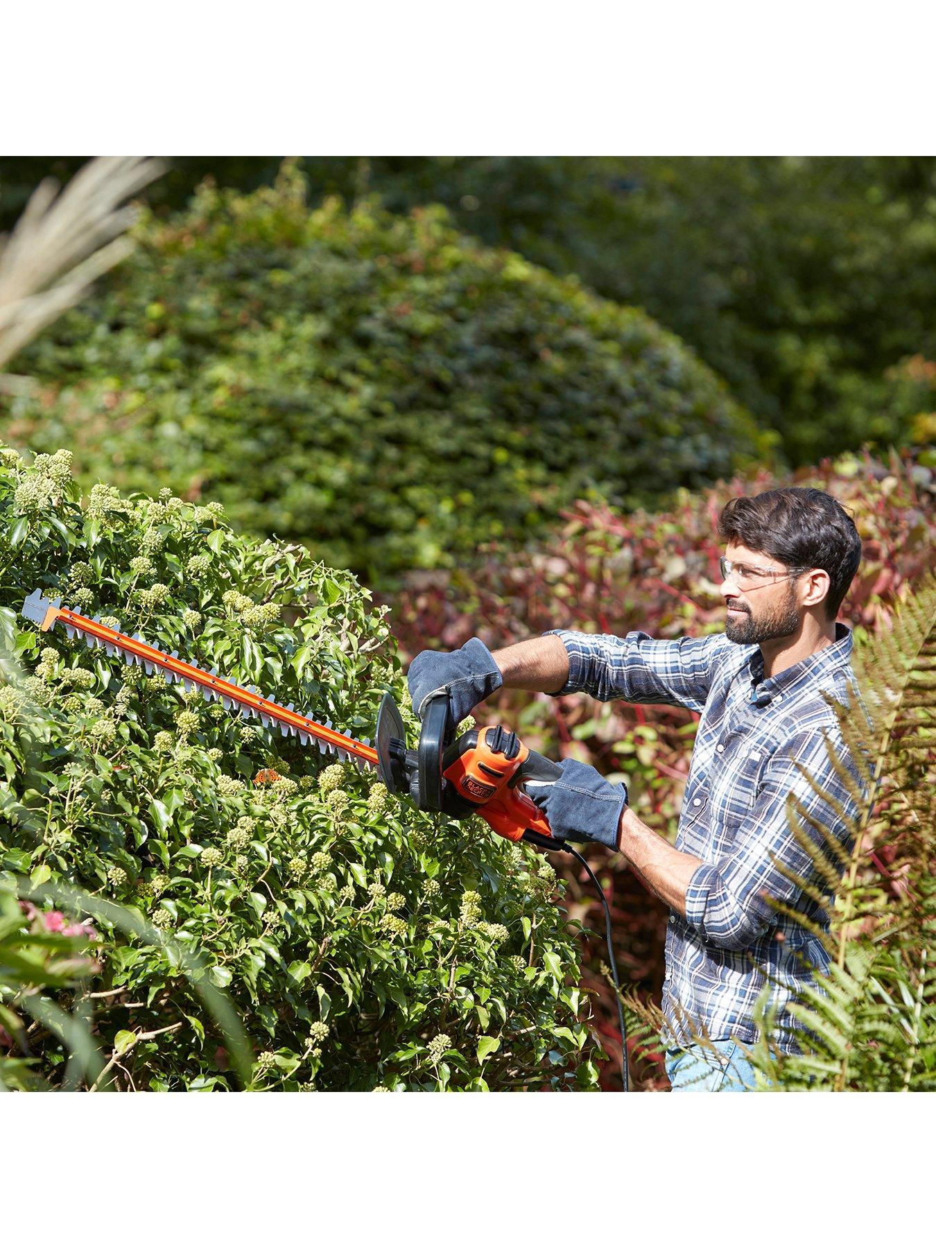 Image 4 of 6 of Black & Decker 500-watt&nbsp;Hedge Trimmer