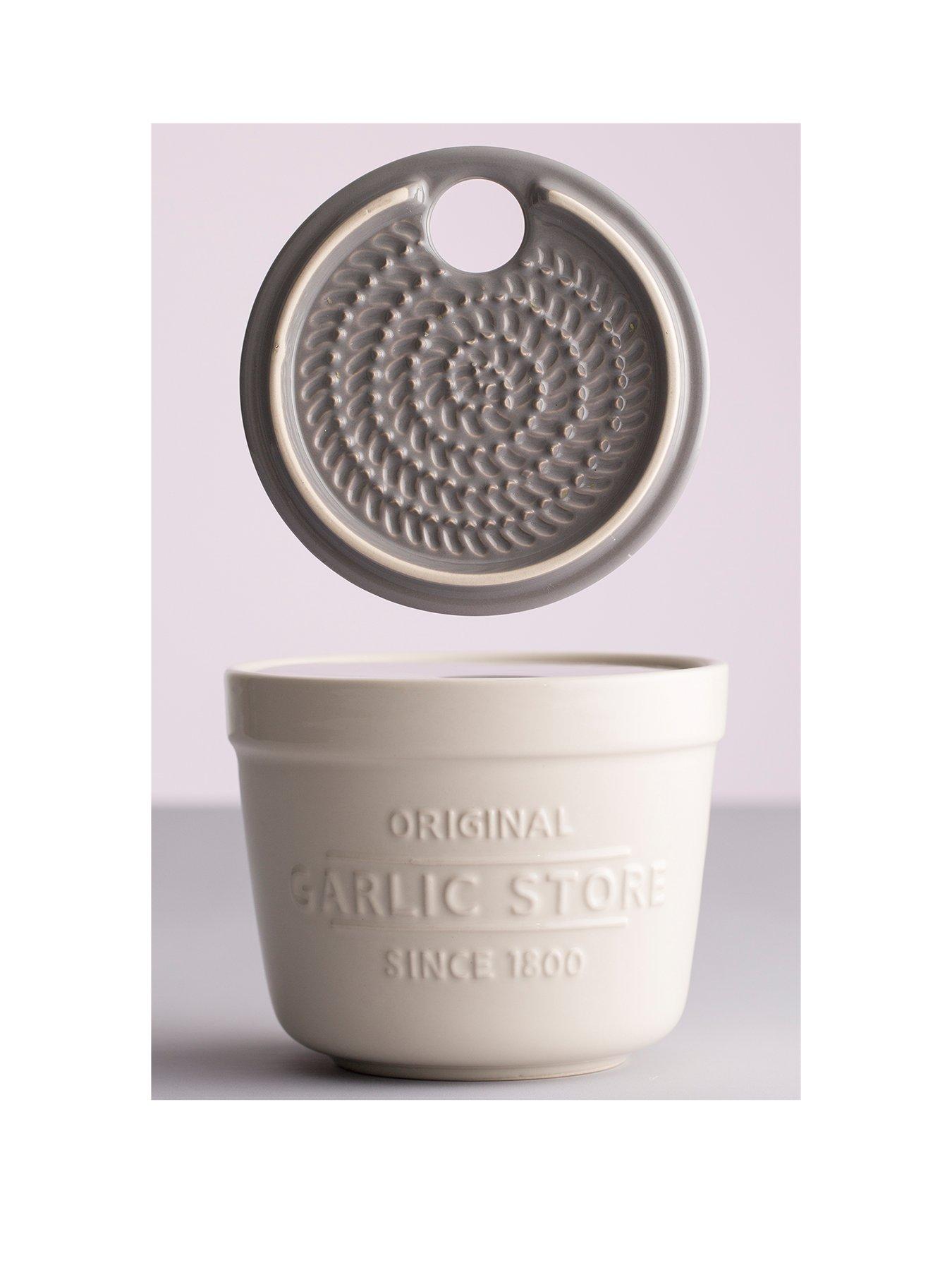 Image 1 of 8 of Mason Cash Innovative Kitchen Garlic Store and Grater
