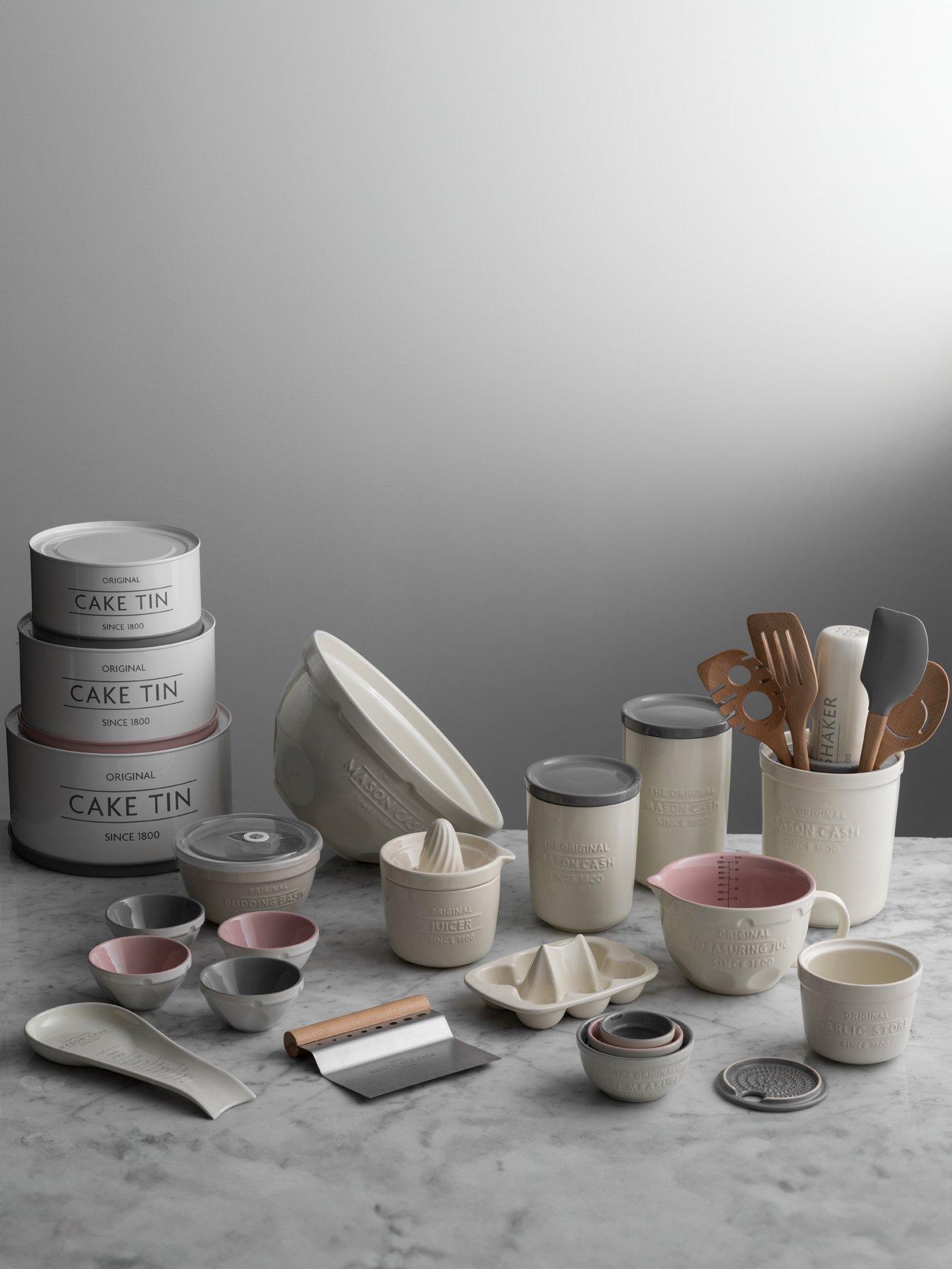 Image 4 of 8 of Mason Cash Innovative Kitchen Garlic Store and Grater