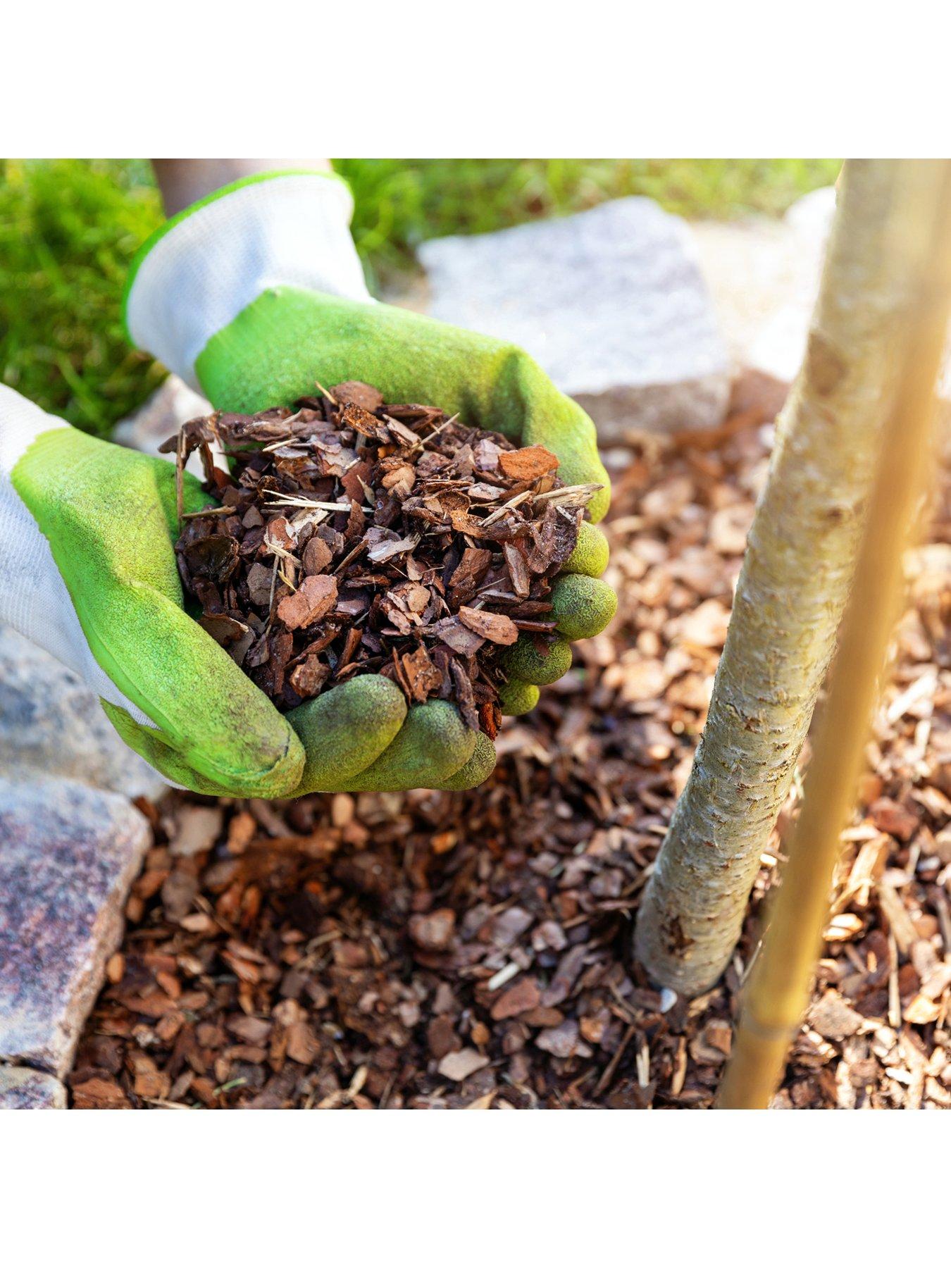 you-garden-spruce-bark-chippings-xl-70l-bag