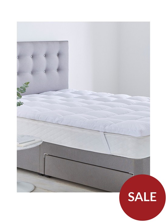 front image of silentnight-luxury-deep-sleep-ultimate-mattress-topper