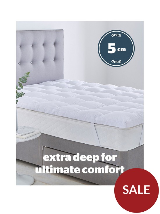 stillFront image of silentnight-luxury-deep-sleep-ultimate-mattress-topper