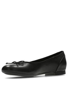Clarks Clarks Wide Fit Couture Bloom Ballerinas - Black Picture