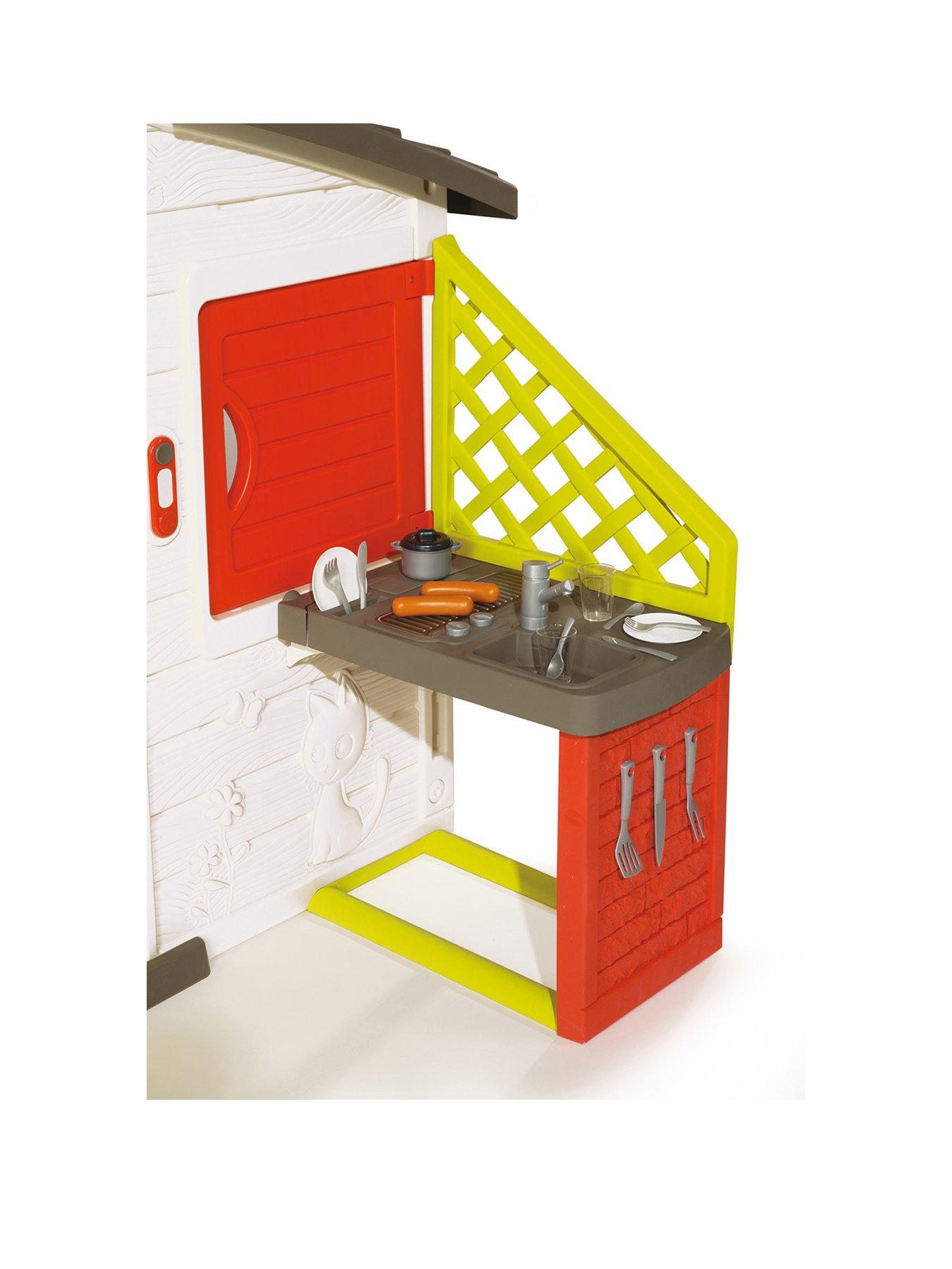 smoby playhouse with picnic table