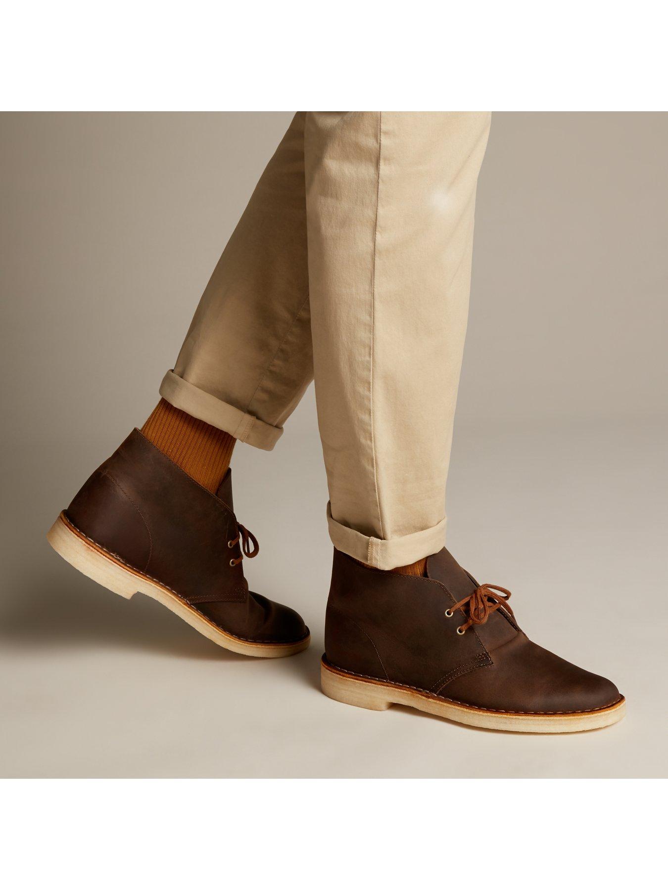 desert boot beeswax clarks