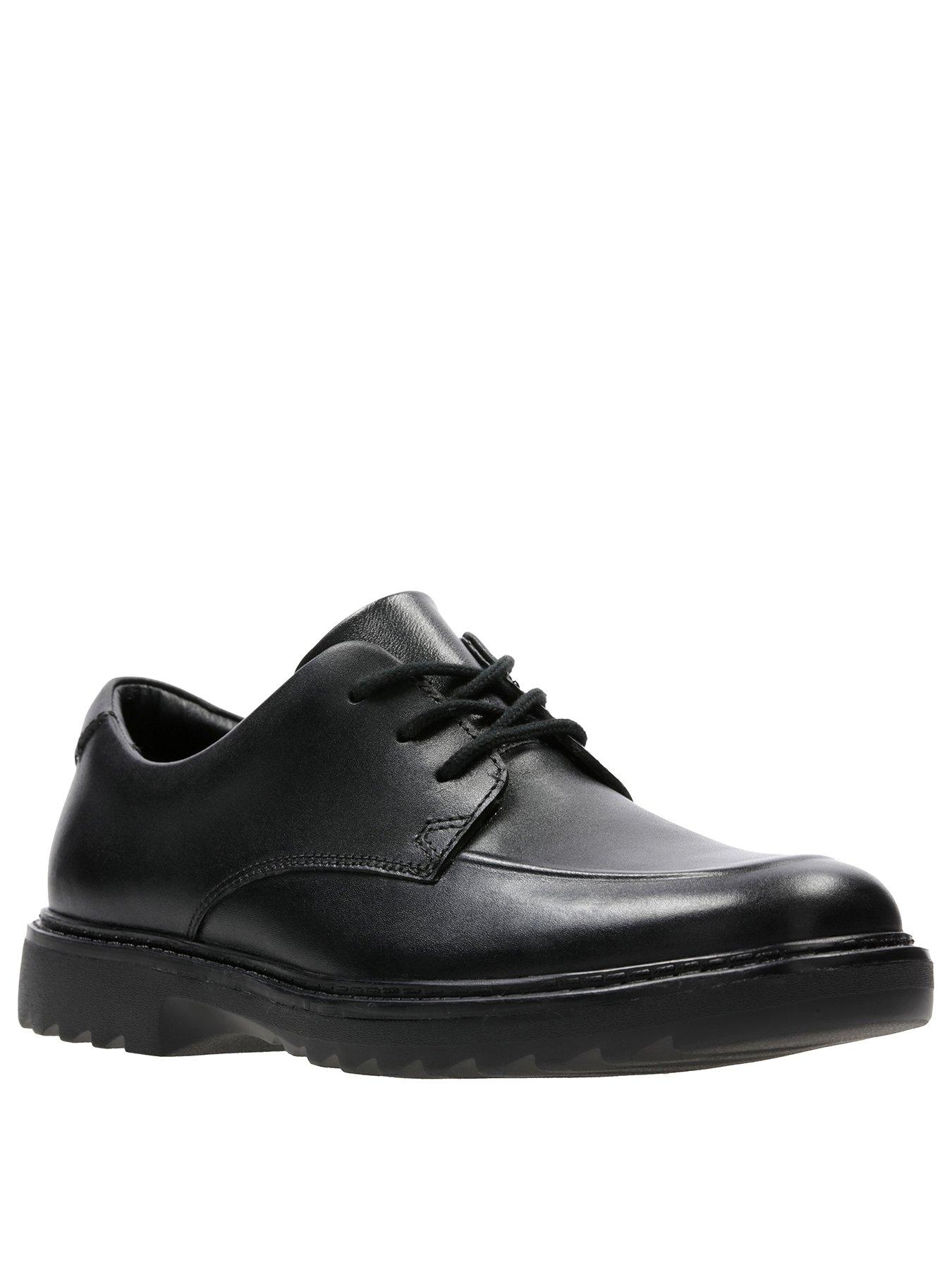 clarks asher grove