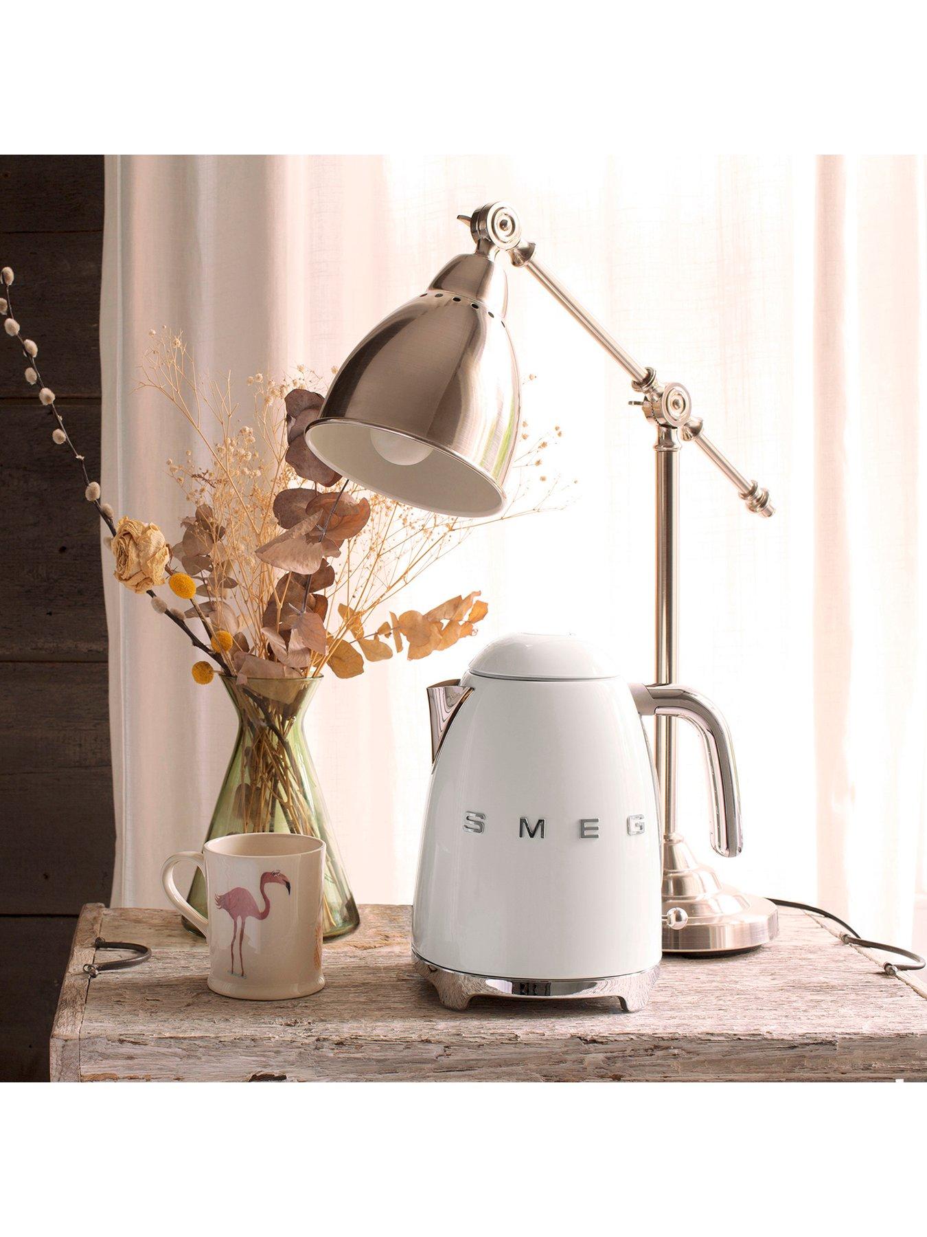 Image 4 of 6 of Smeg KLF03WHUK Kettle - White