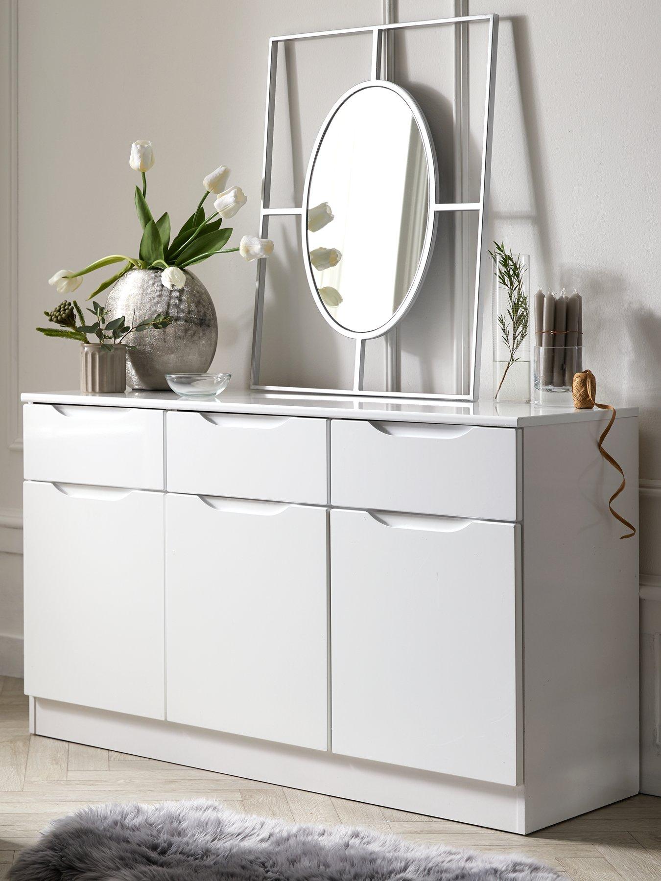 undefined Bilbao Ready Assembled Large High Gloss Sideboard - White