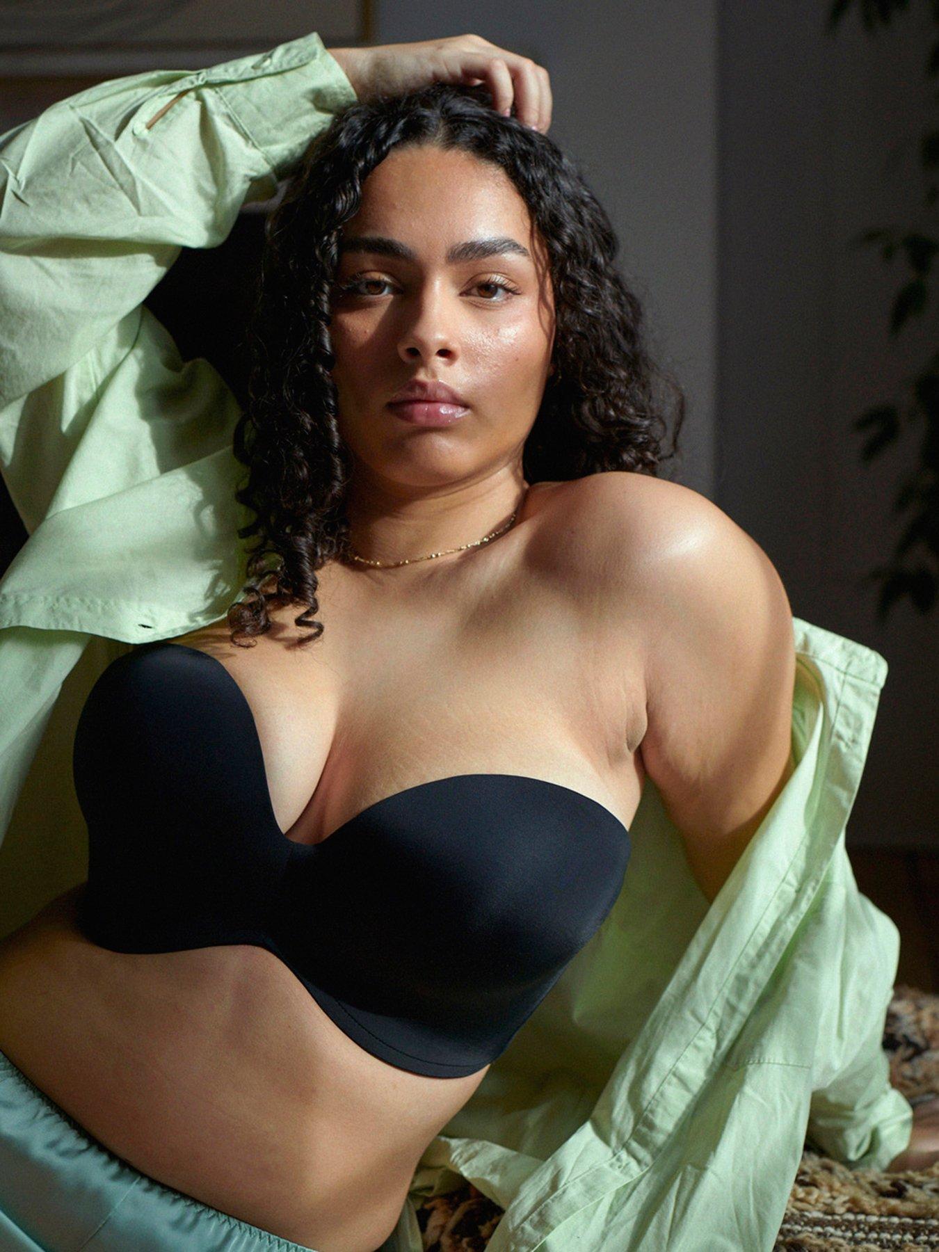  image of wonderbra-ultimate-strapless-bra-black