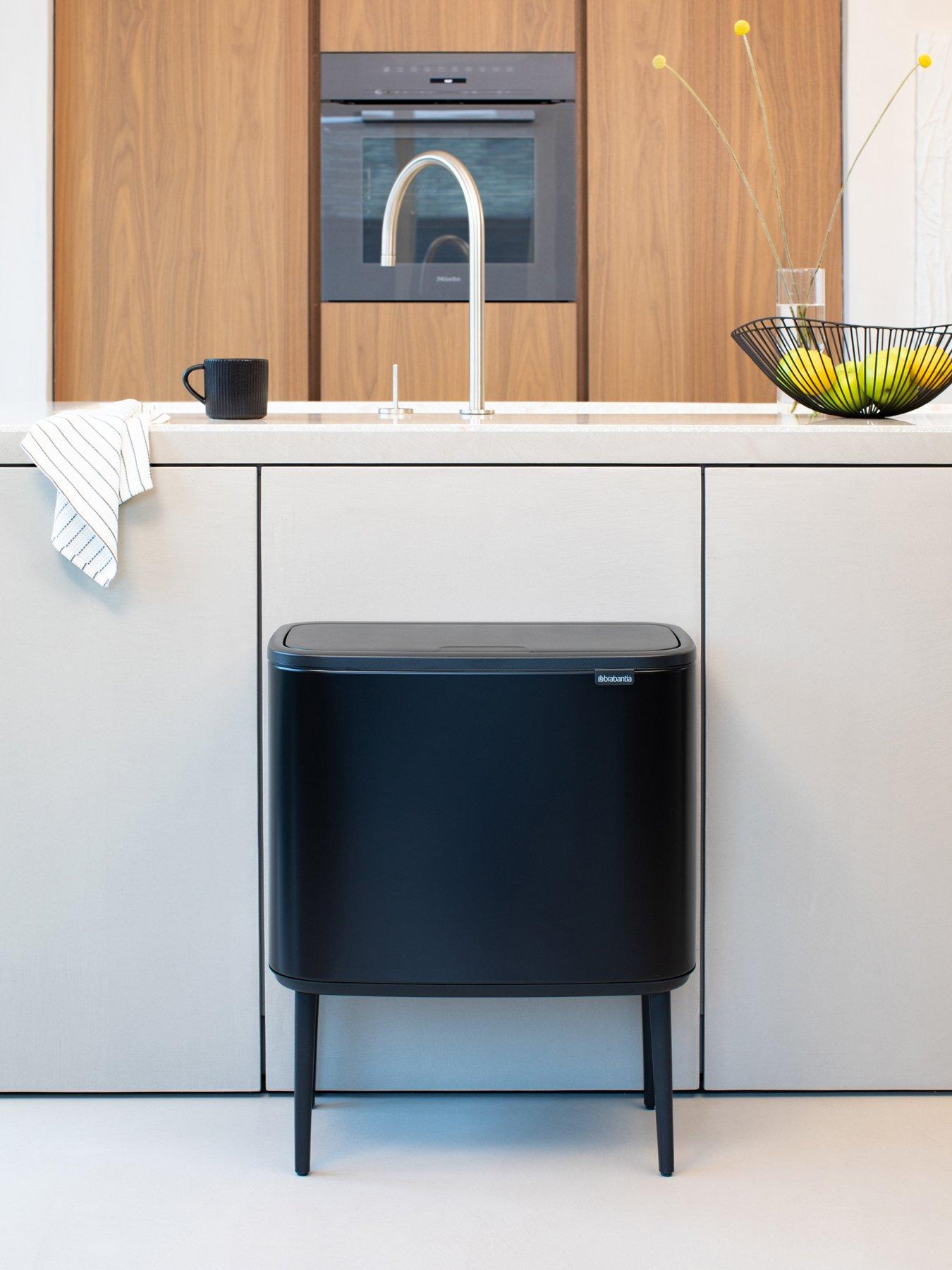 Image 2 of 3 of Brabantia Bo 23 + 11-Litre Touch Bin &ndash; Black