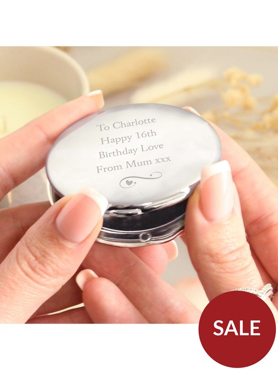 stillFront image of the-personalised-memento-company-personalised-compact-mirror-a-great-gift