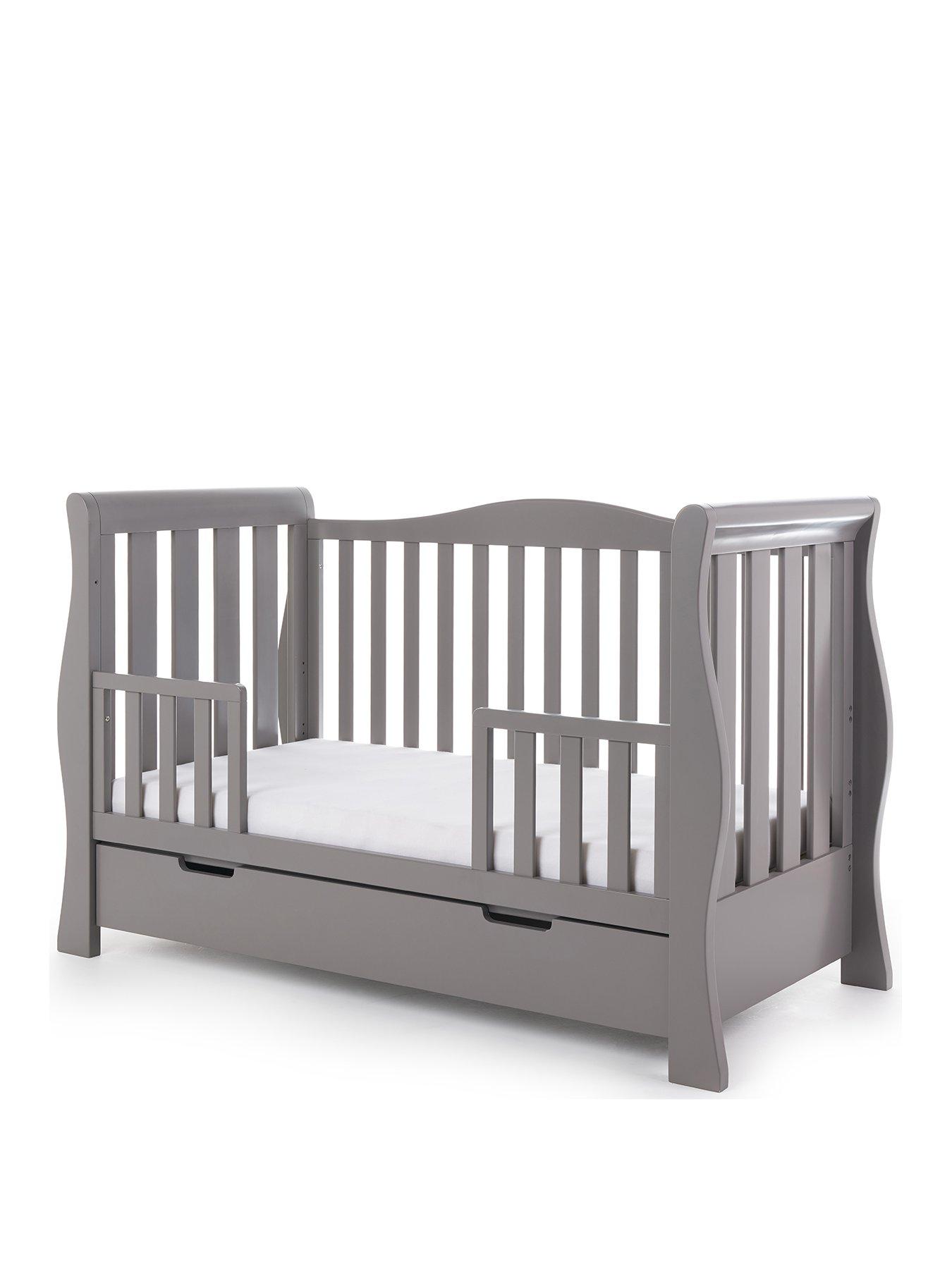 Image 2 of 8 of Obaby Stamford Luxe&nbsp;Sleigh Cot Bed
