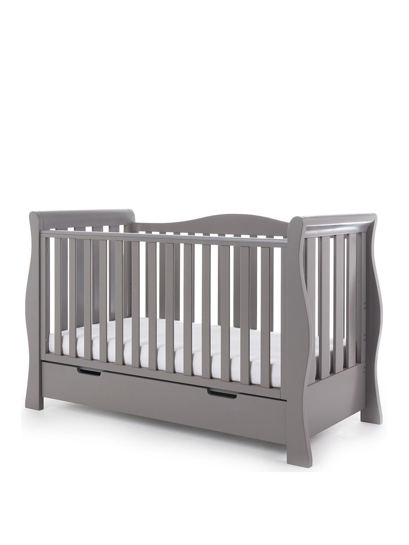 Image 3 of 8 of Obaby Stamford Luxe&nbsp;Sleigh Cot Bed