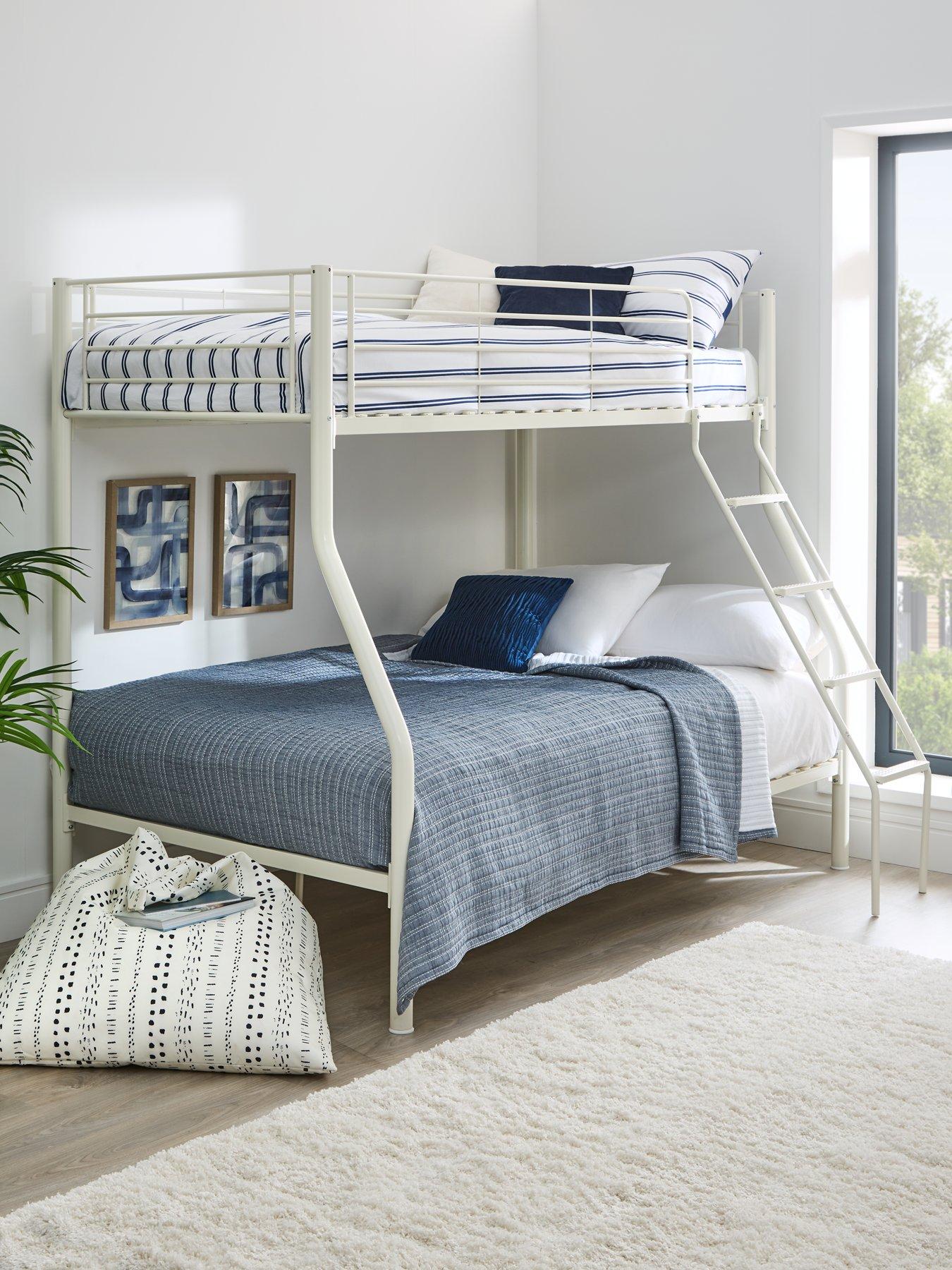 The Very Collection Domino Metal Trio Bunk Bed with Optional Mattresses - with Ladder and Top Bunk Guard Rail