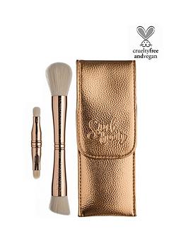 soul-beauty-one-four-all-travel-brush