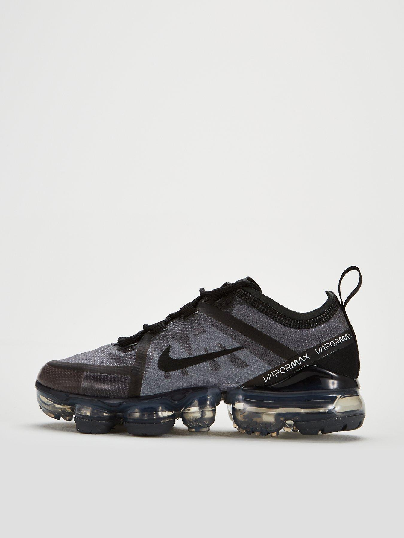 black junior vapormax