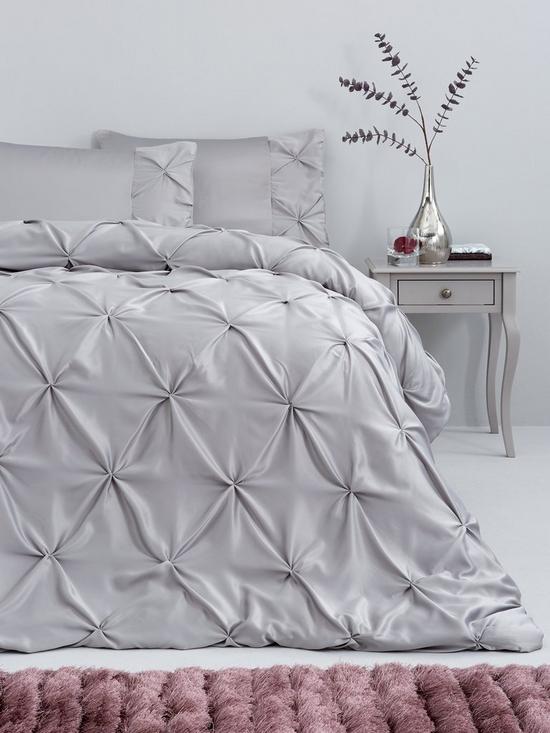 front image of stella-pintuck-duvet-cover-set-silver