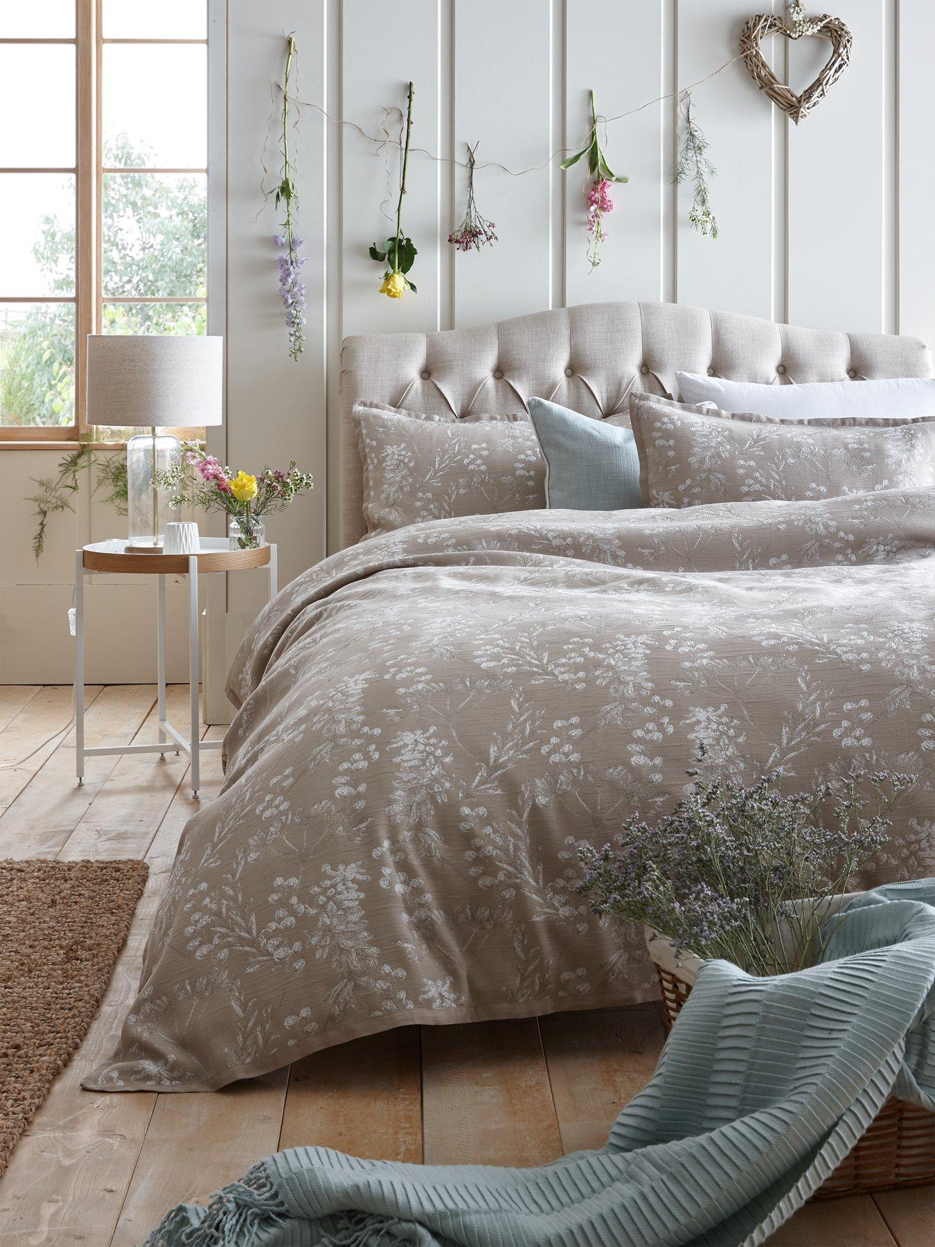 Ideal Home Wild Blooms Jacquard Duvet Cover Set Littlewoods Com