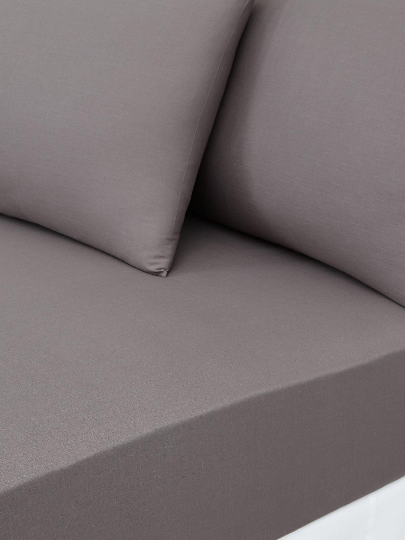 Everyday 144 Thread Count 25 cm Deep Fitted Sheet in Small Double