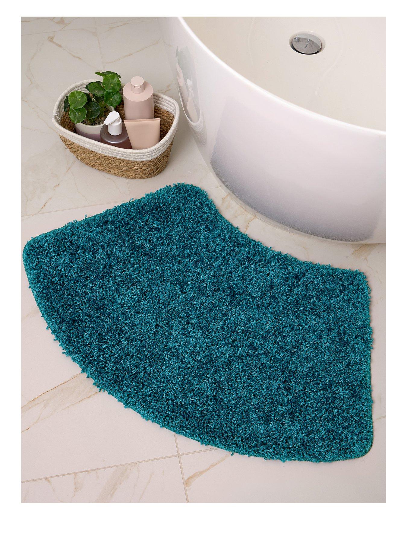 very-home-easy-care-stain-resistant-curved-bath-mat