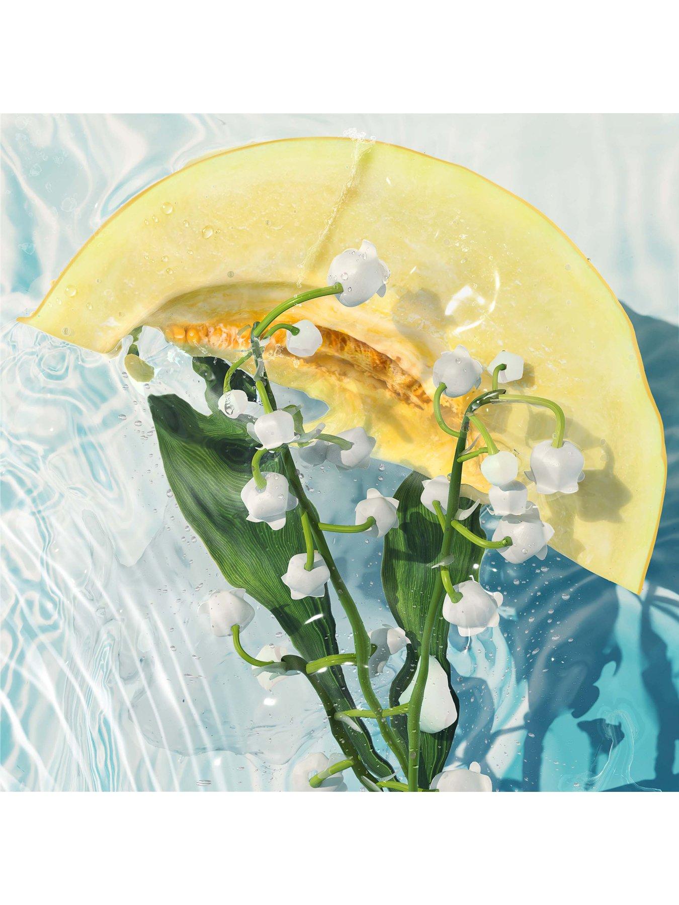 Image 4 of 7 of Davidoff Cool Water Woman 100ml Eau de Toilette