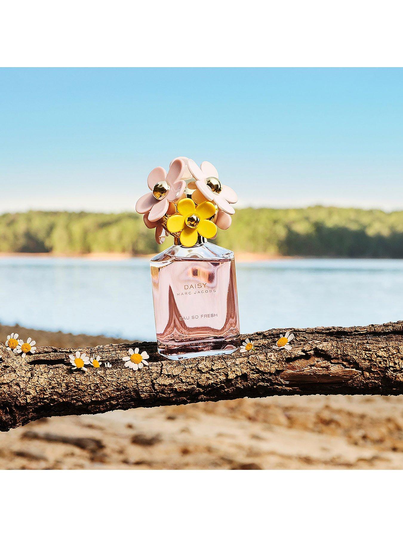 MARC JACOBS Daisy Eau So Fresh Eau de Toilette 125ml | Littlewoods