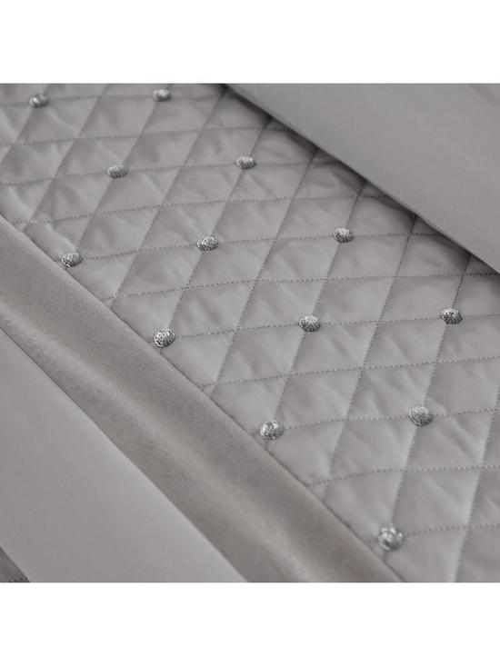 front image of catherine-lansfield-sequin-cluster-bedspread-throw-silver