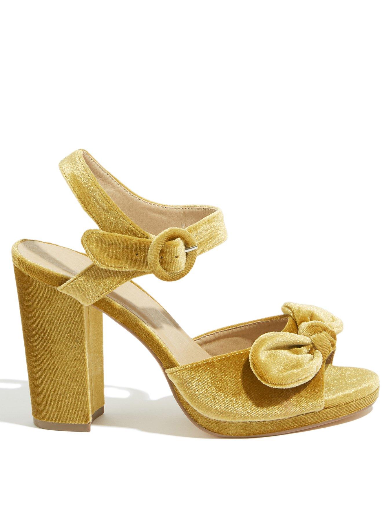 oasis vixen velvet heel