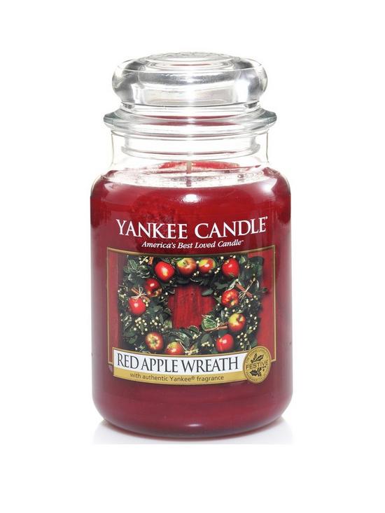front image of yankee-candle-large-jar-candle-ndash-red-apple-wreath