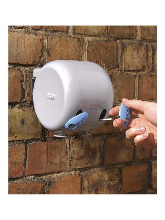 front image of minky-outdoor-retractable-reel-washing-line-30m