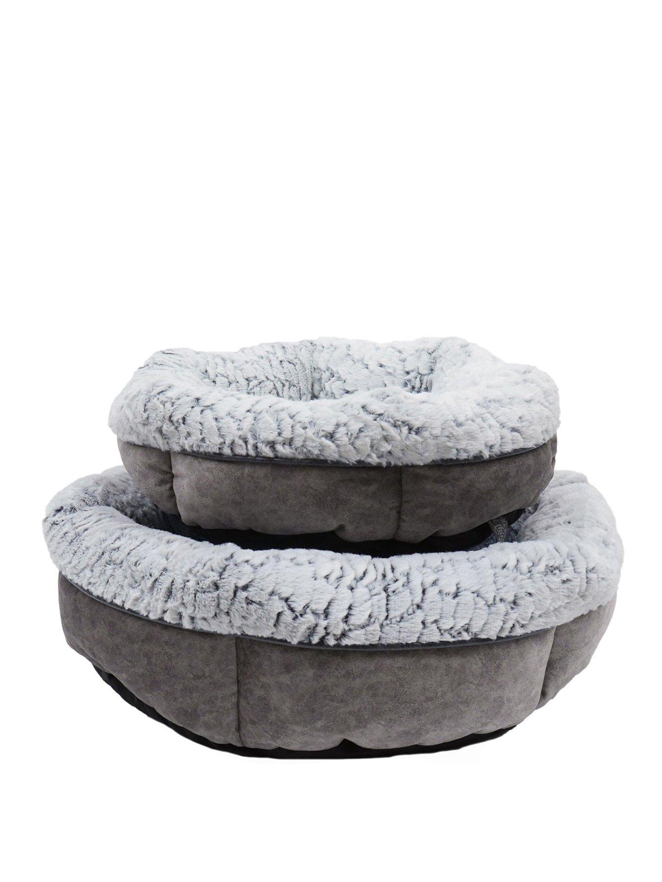 Image 3 of 6 of Rosewood Luxury Fleece-Lined Plush Pet Bed 61cm