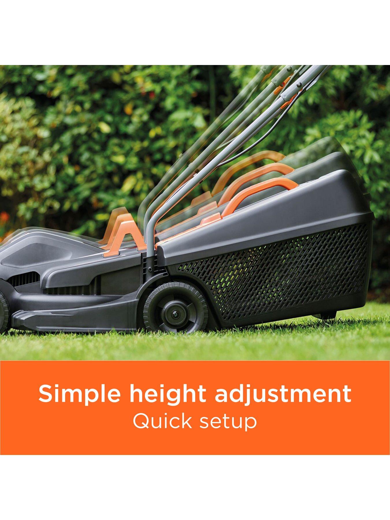 Image 4 of 7 of Black & Decker 1000W 32cm Rotary Mower